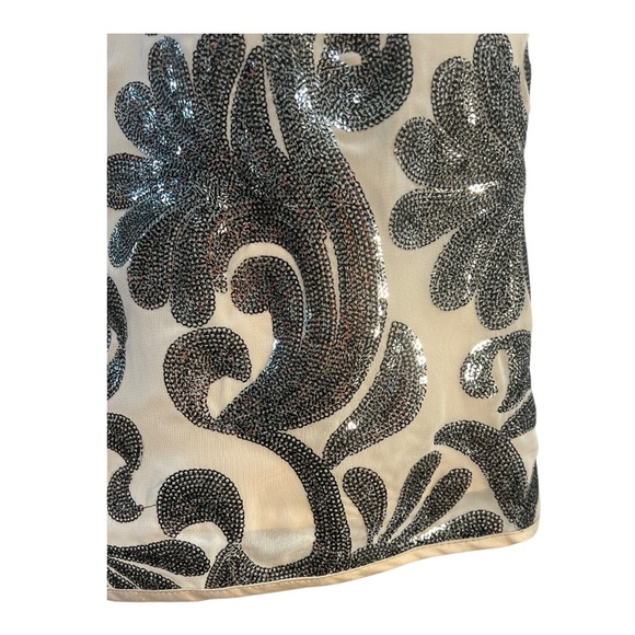 VINCE CAMUTO Silver & Pewter Sequin Swirls on Ivory Sleeveless Cocktail Dress 6 - Picture 14 of 16